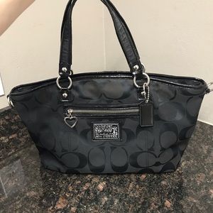 Authentic Coach Daisy satchel